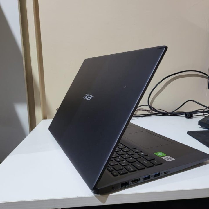 Свежий Acer i3-1005G1 8gb SSD MX350 2gb