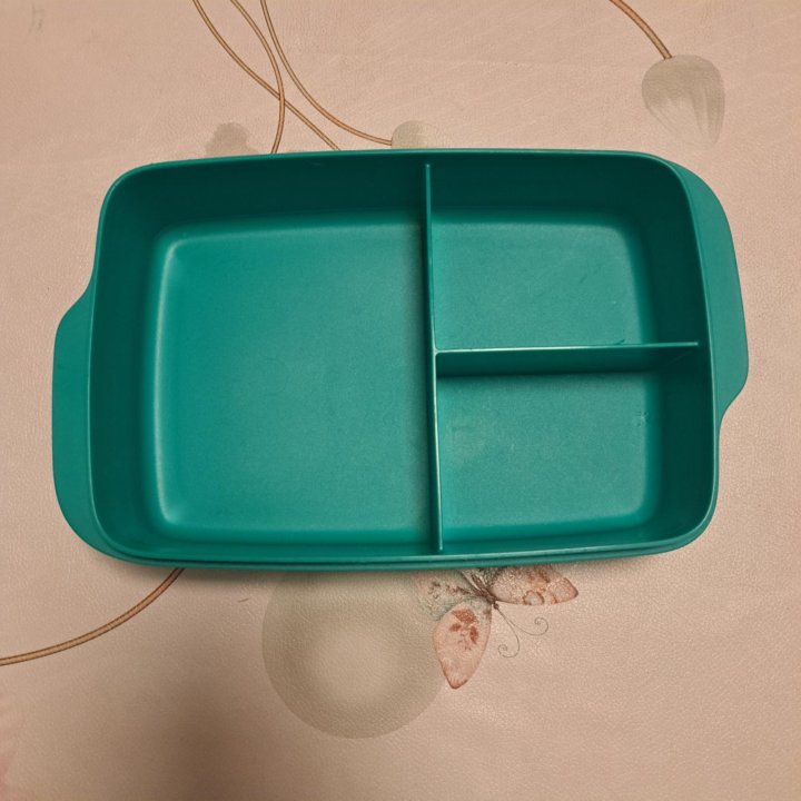 Контейнер tupperware