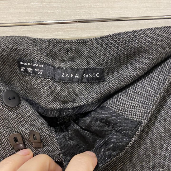 Брюки серые zara