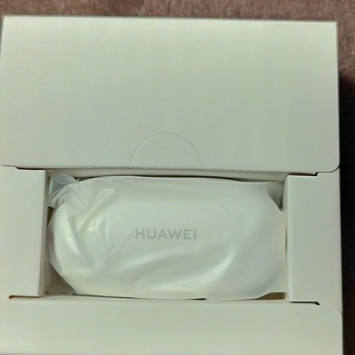 Беспроводные наушники Huawei freebuds SE