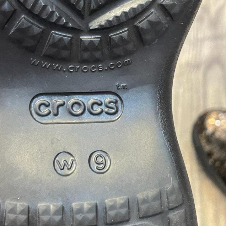 CROCS ШЛЕПАНЦЫ С ПАЙЕТКАМИ