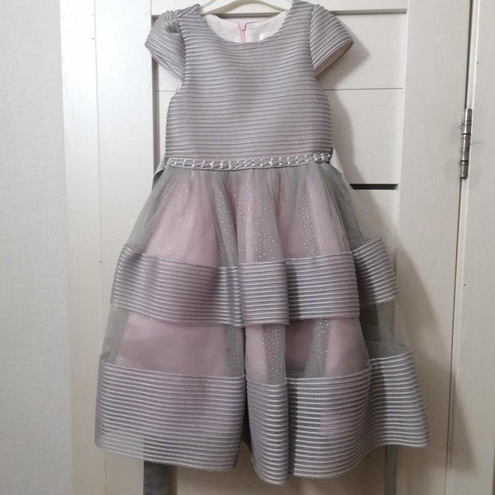 Платье для девочки 6-7 лет