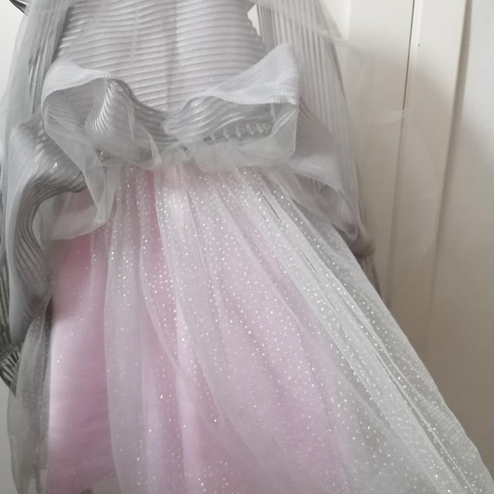 Платье для девочки 6-7 лет