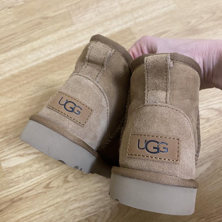 Ugg australia размер 31