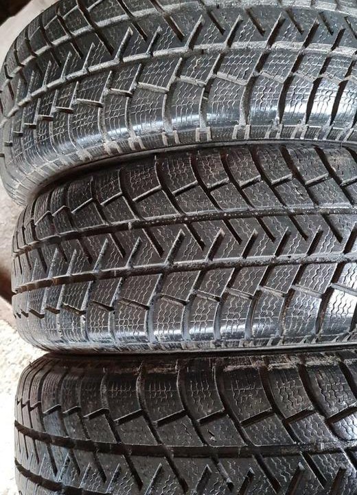 Шины зима шипы Michelin 215-65R16 4-2-1шт подбор