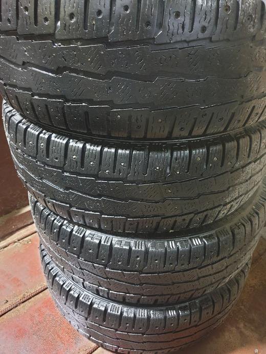 Шины зима шипы Michelin 215-65R16 4-2-1шт подбор