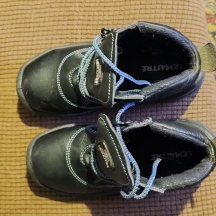 Ботинки кожа 37