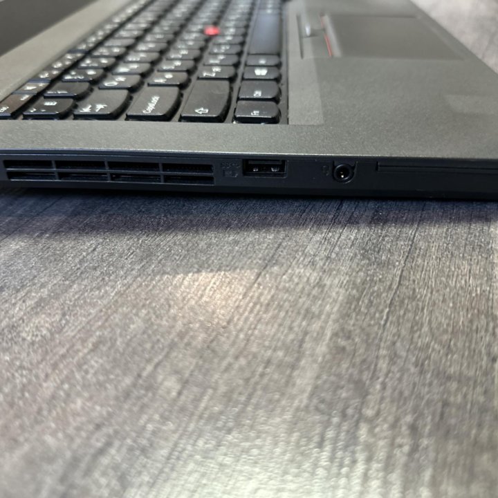 Продам ноутбук Lenovo ThinkPad L460