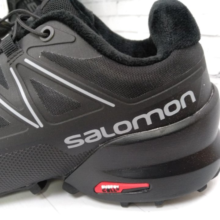 Зимние кроссовки Salomon X ULTRA 4 MID WIDE GTX