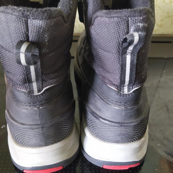 Кроссовки ботинки