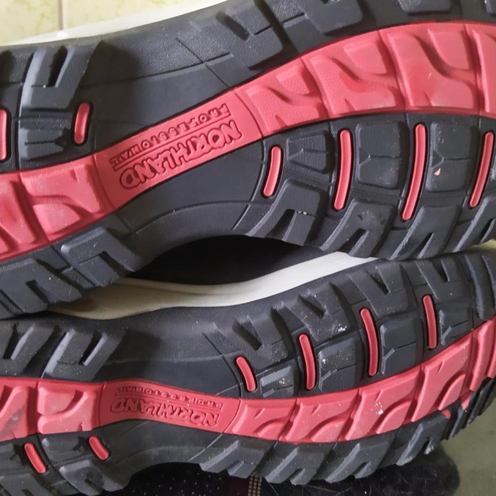 Кроссовки ботинки