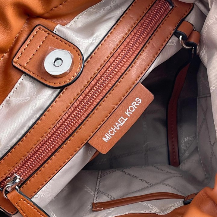 Сумки MICHAEL KORS 