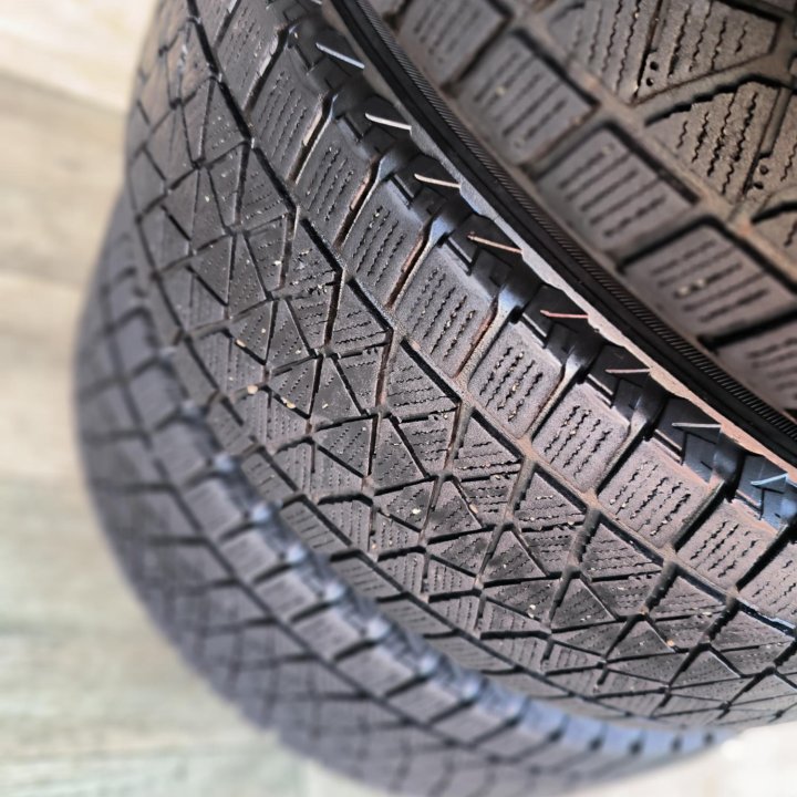 225/65/17, Bridgestone DM-V2, 4 шт