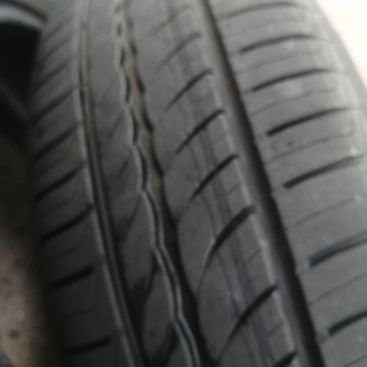 Летние шины. Pirelli 185 65 r15.