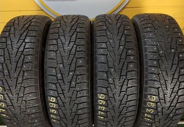 Nokian Tyres Hakkapeliitta 7 SUV 215/70 R16