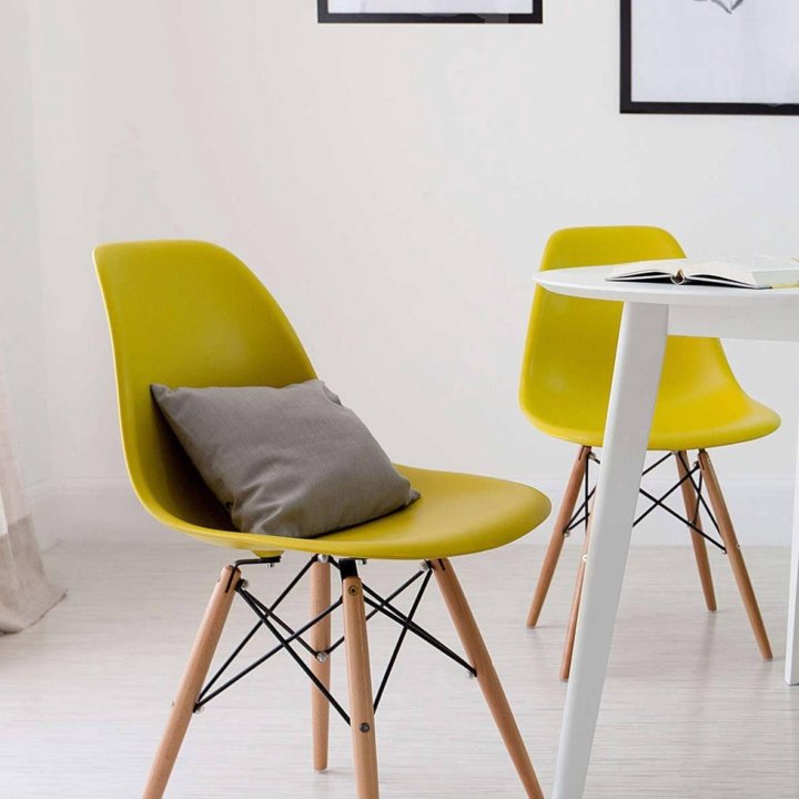 Стул Eames (SC-001) пластиковый/металл/бук