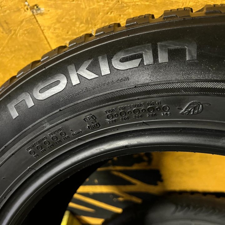 Зимние шины Nokian Hakkapeliitta 8 R16 2шт