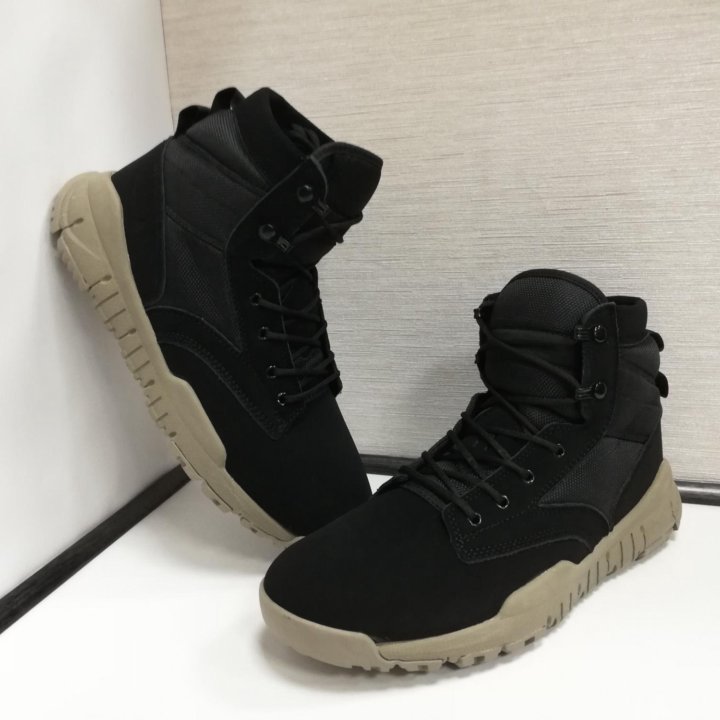 Кроcсoвки Nike SFB