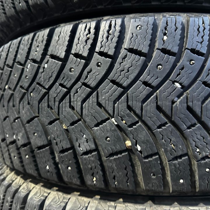 225/65/17 зима Michelin X-Ice North 2