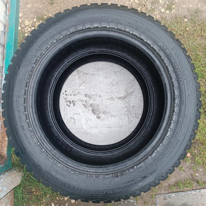 NOKIAN HAKKAPELIITTA 5. 235/55/18