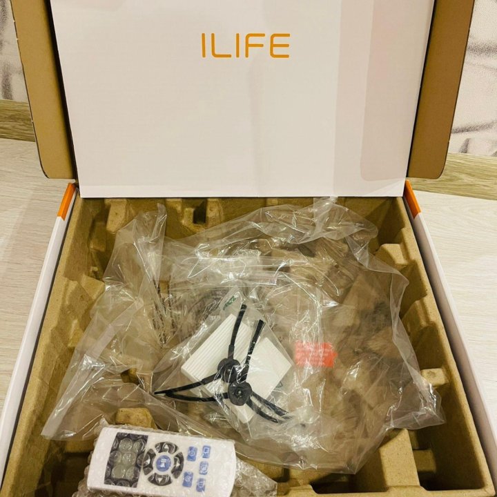 Робот-пылесос iLife V50 с сухой и влажной уборкой