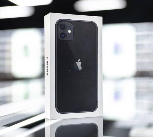 iPhone 11 Black 64 ГБ RFB