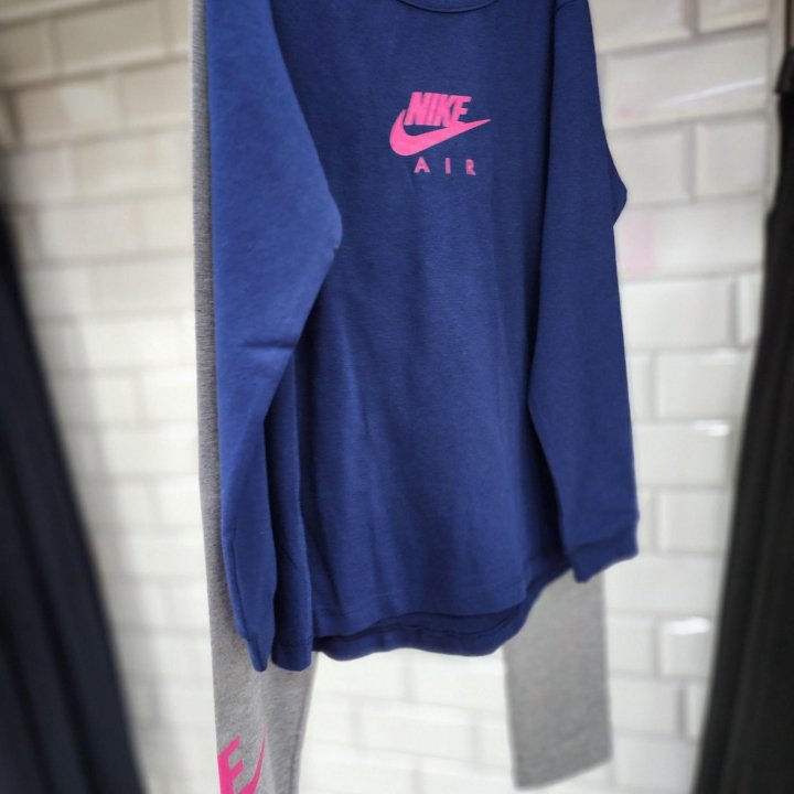 Костюм на девочку Nike