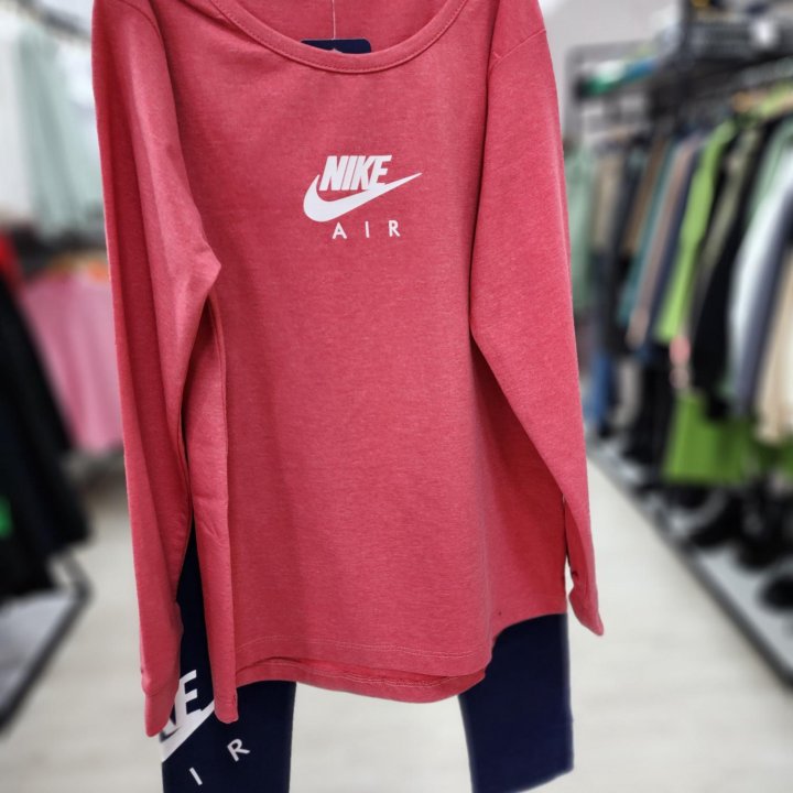 Костюм на девочку Nike