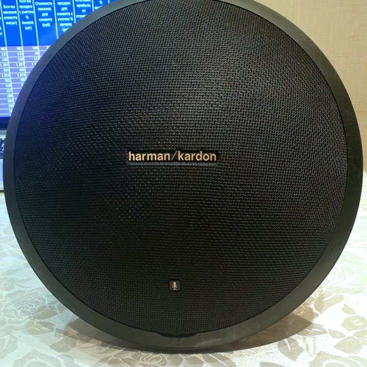 Harman kardon onyx studio 2