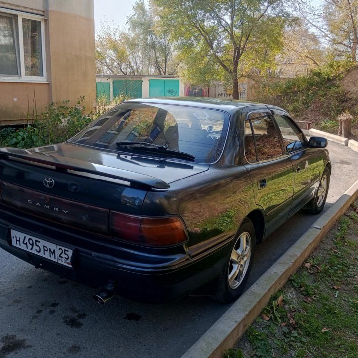 Toyota Camry, 1993