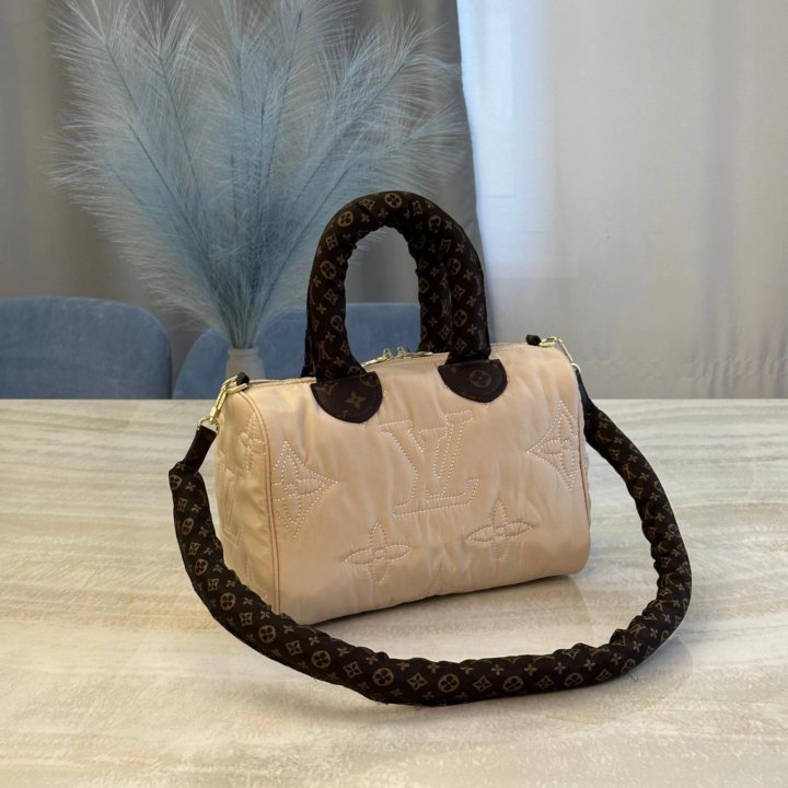 Сумки Louis Vuitton 