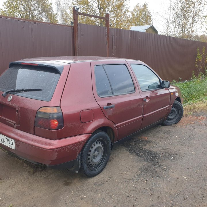 Volkswagen Golf, 1997