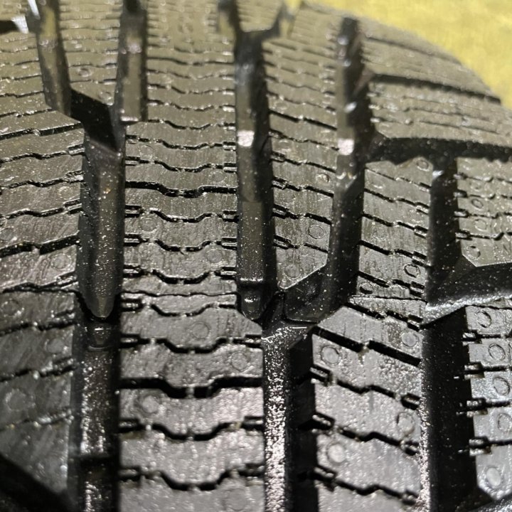 Nokian Hakkapelitta R 195/55 R15 1шт