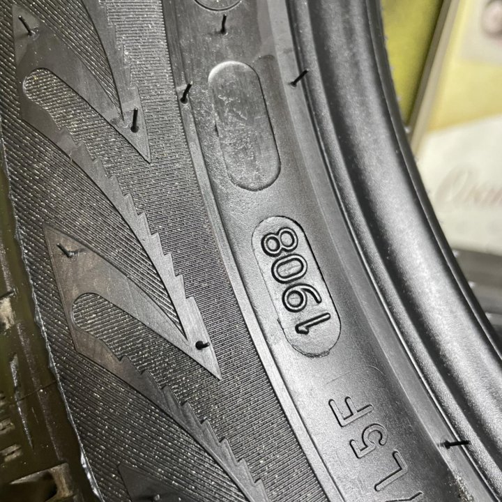 Nokian Hakkapelitta R 195/55 R15 1шт