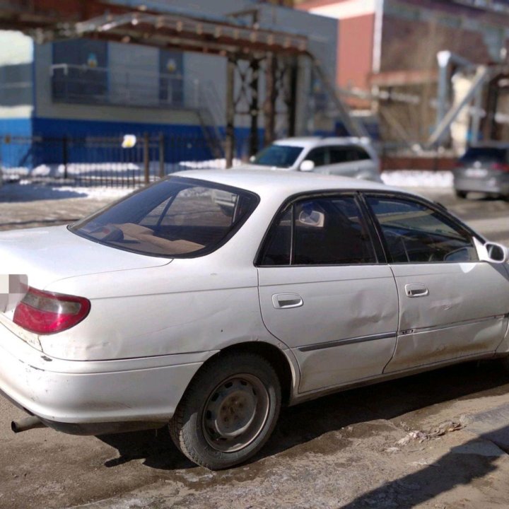 Toyota Carina, 1995