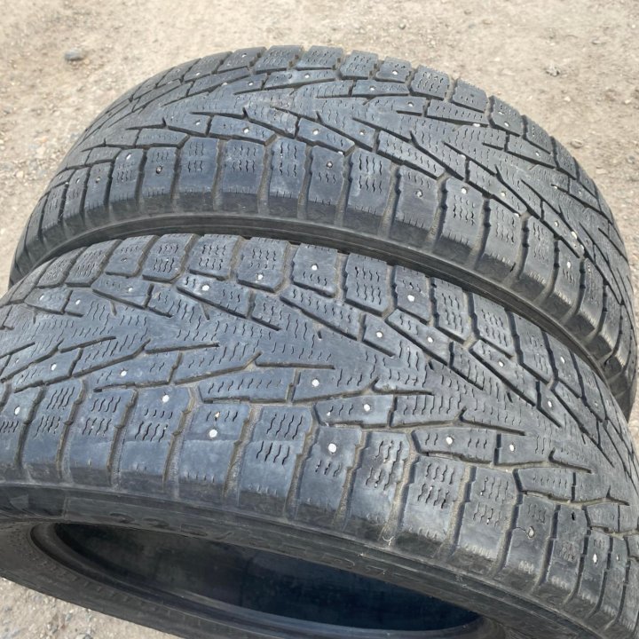 2шт. 225/65 R17 NOKIAN HAKKA-7