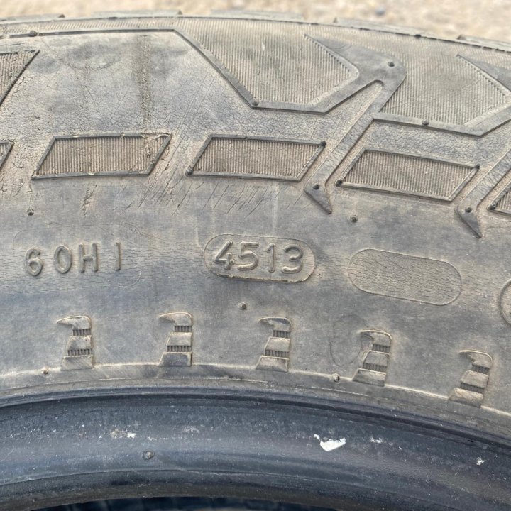 2шт. 225/65 R17 NOKIAN HAKKA-7