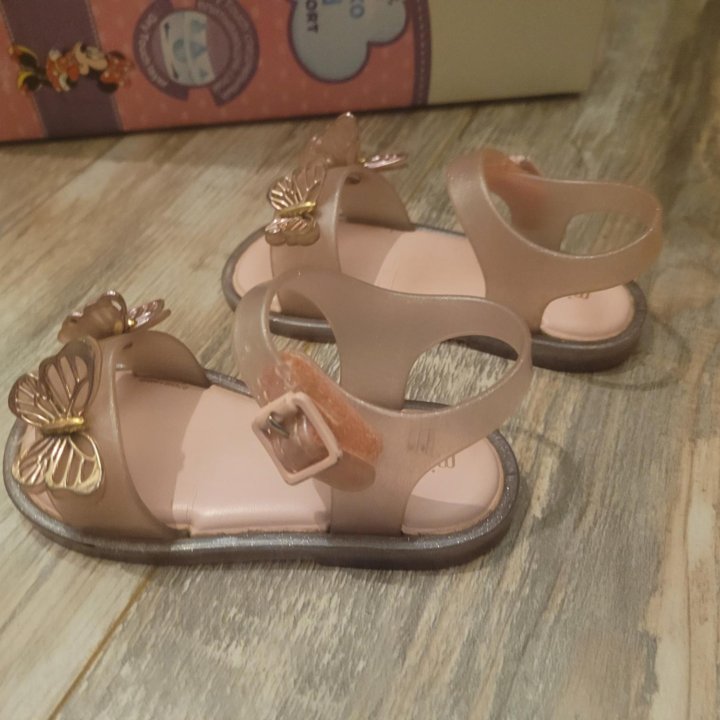 Сандалии mini melissa