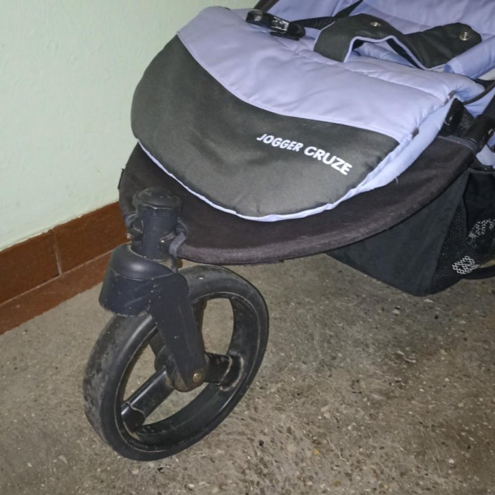 Коляска BabyCare Jogger Cruze (требуется ремонт)