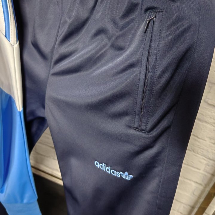 Костюм спортивный Adidas 