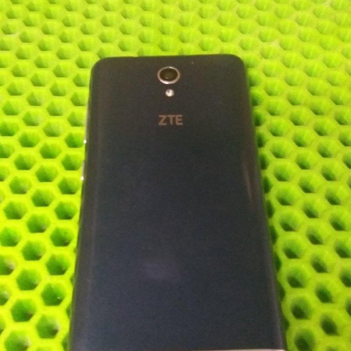 Смартфон zte a 510 (Г0235)