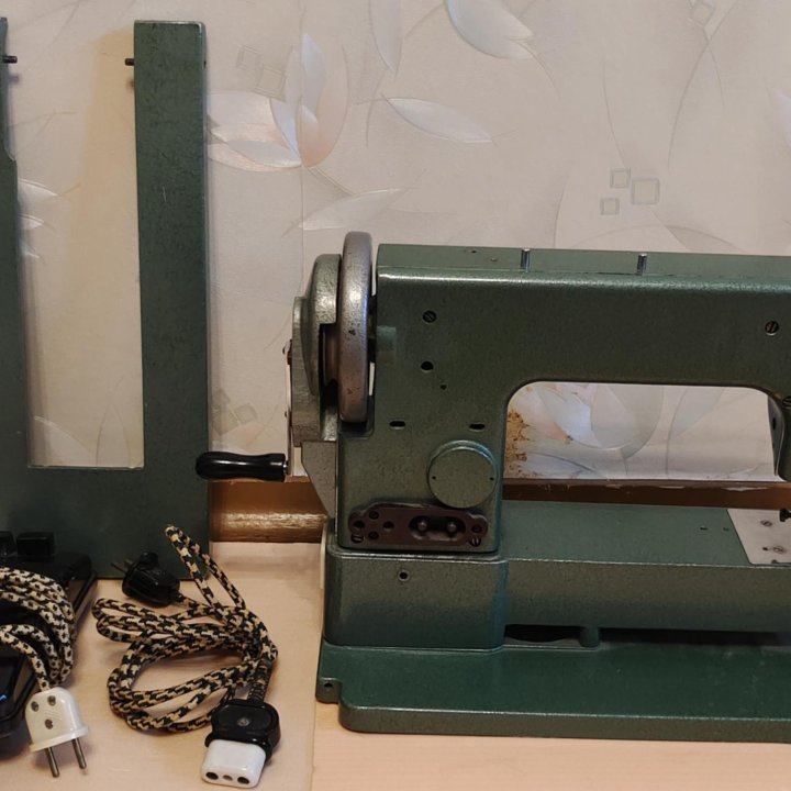 Швейная машина Белка М9