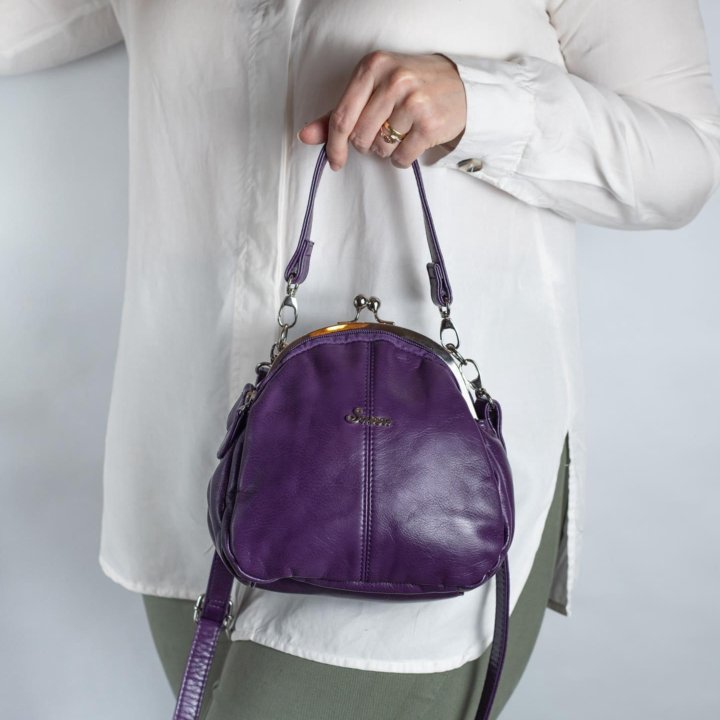 Сумочка с поцелуйчиком