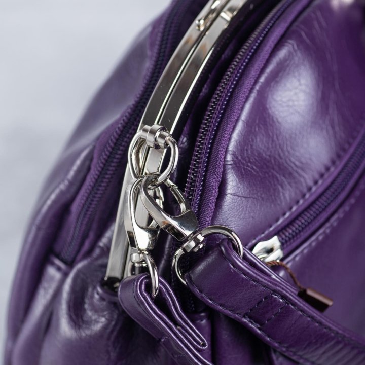 Сумочка с поцелуйчиком