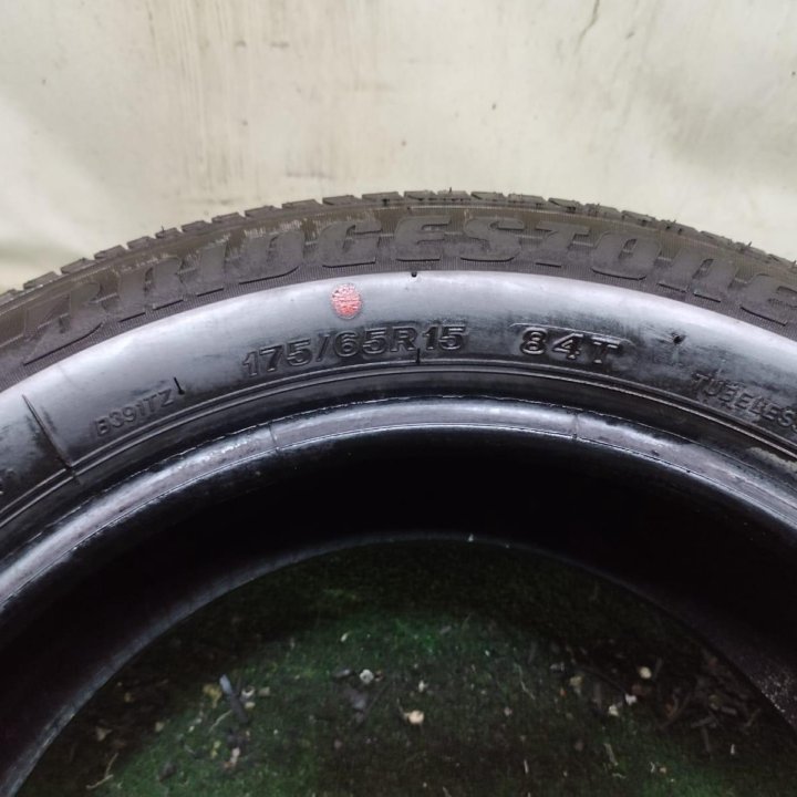 175/65 R15 Bridgestone B391 1 шт