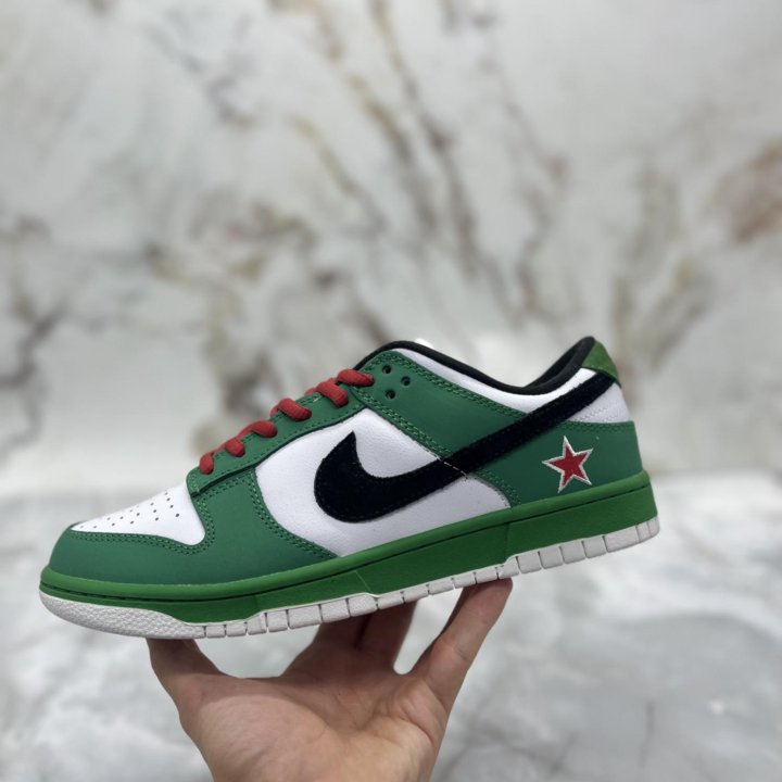 Nike SB Dunk Low Heineken