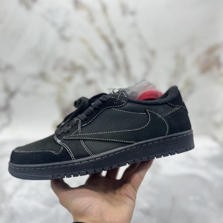 Travis Scott x Air Jordan 1 Low OG 