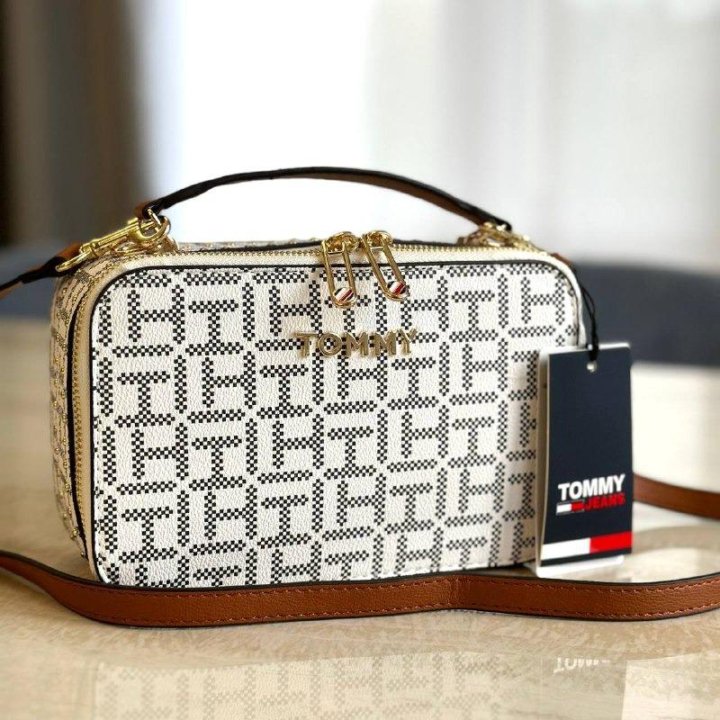 Сумка Tommy Hilfiger