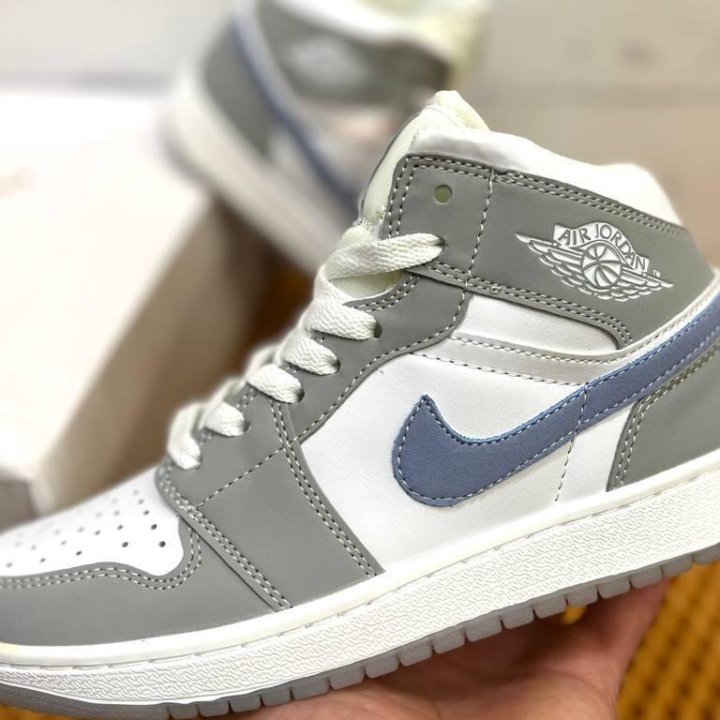 Кроссовки Nike Air Jordan 1 Grey (37-41)