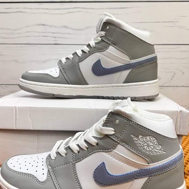 Кроссовки Nike Air Jordan 1 Grey (37-41)